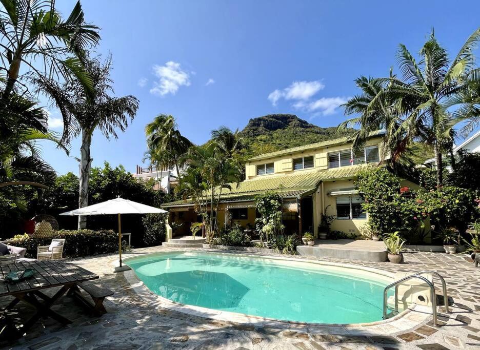 Patraka - 'No Worries' Villa Riviere Noire Exterior photo
